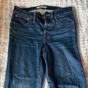 Madewell Skinny Jeans - Dark wash (Size 25)